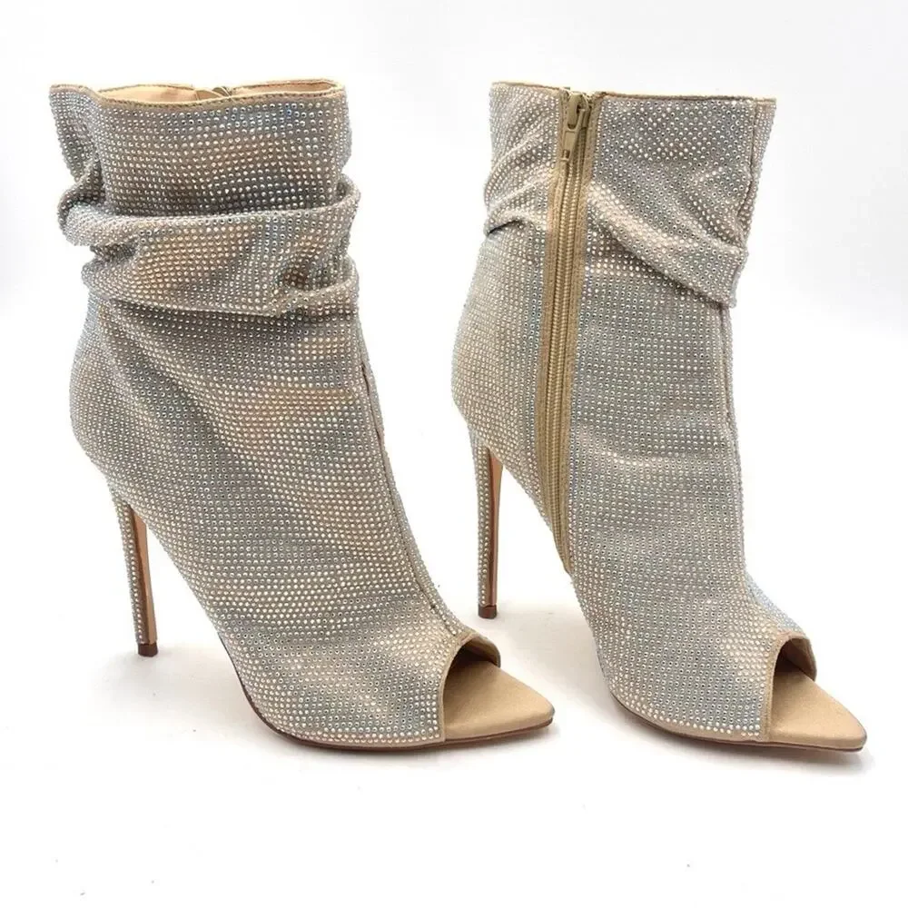 AZALEA WANG Women's Boots On A High Heel Rhinestones Beige Bandes SIZE 8